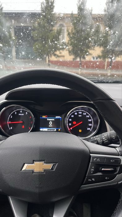 Trcker premier holati ideal