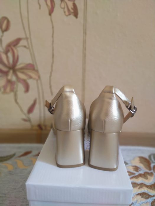 Туфли,балетка новый
