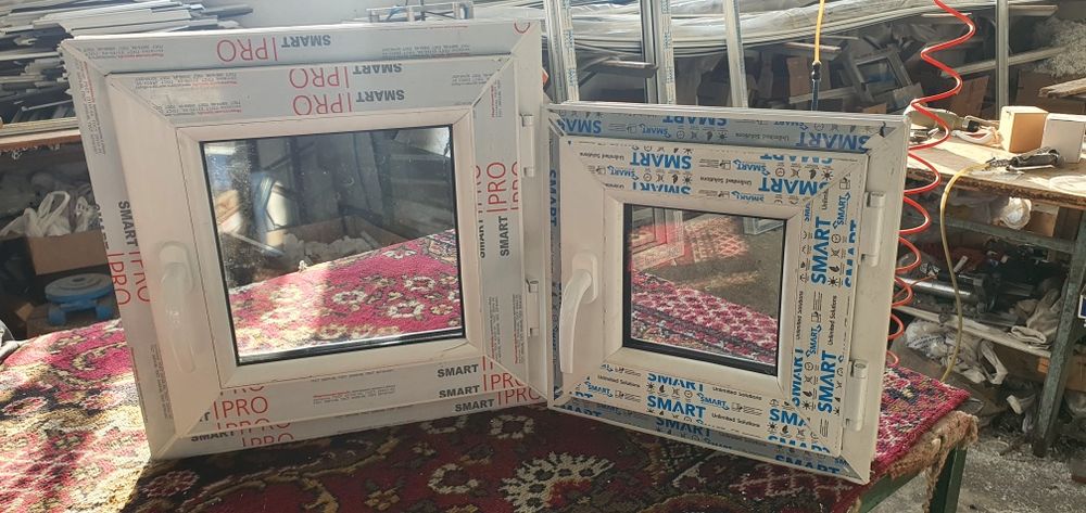 Продам форточки на банью, топку.