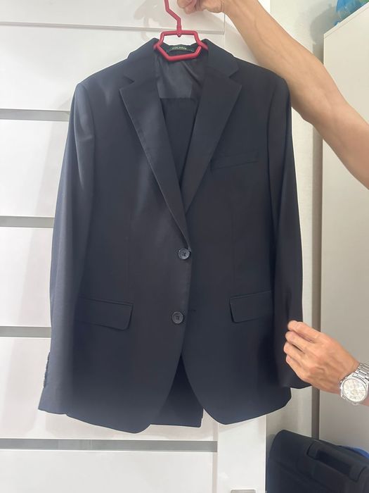 Продам костюм в отличном состояний