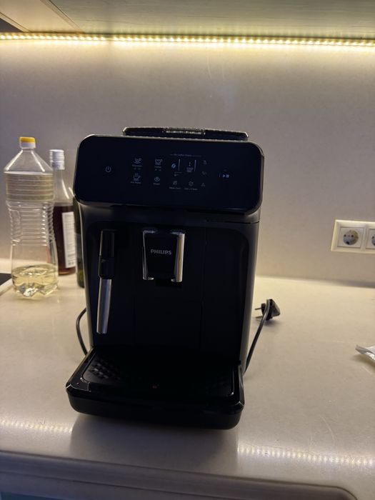 Кофемашина Philips 1200