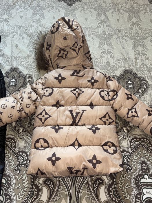 Зимний детский комбинезон