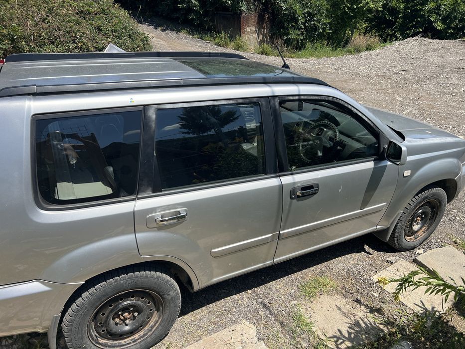 Nissan x-trail sve -dci дясна дирекция