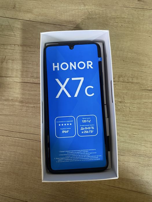 Продам смартфоны Honor X7C новые
