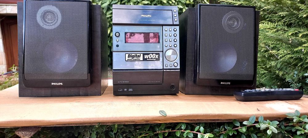 CD плейър и касетофон Филипс с много  екстри