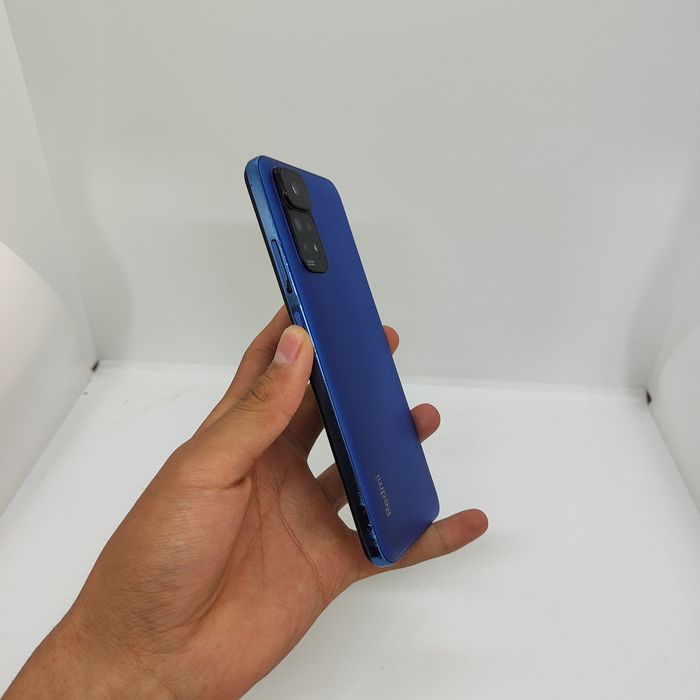 Redmi Note 11s srochna dastafka bor