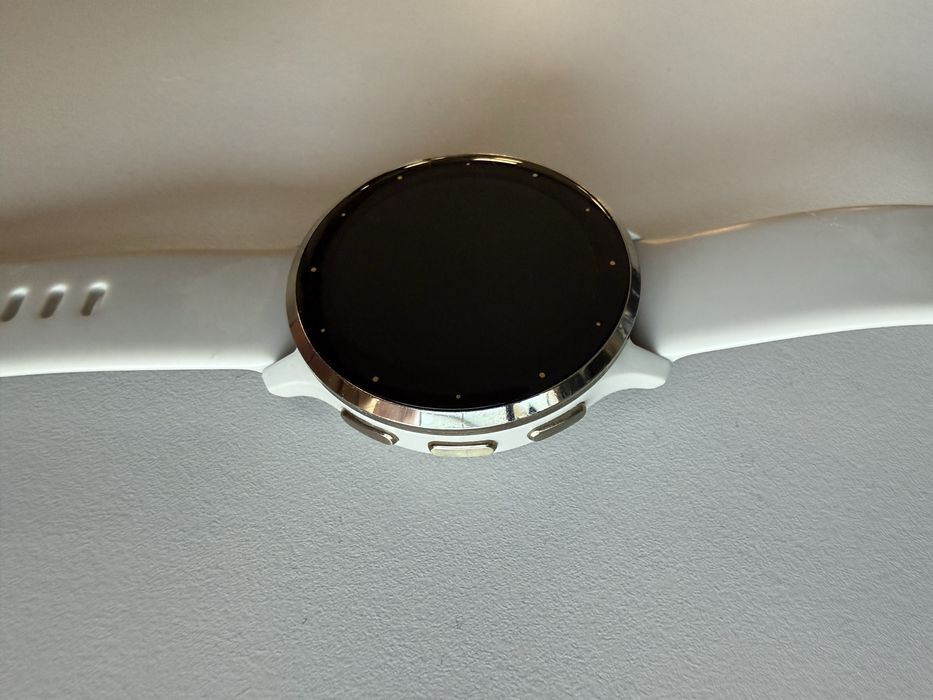 Garmin Venu 3S soft gold/ french grey