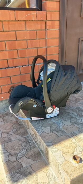 Балаларға арналған қол арба. Детский коляска.