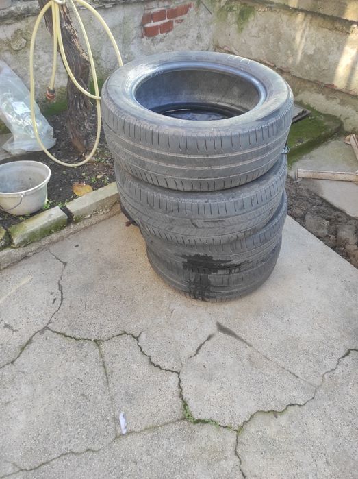 4 броя летни гуми Мишелин 205/55/16 дот 2020