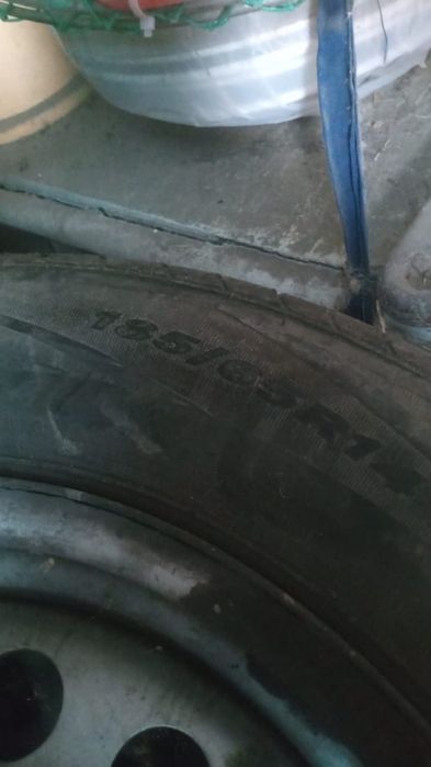 Продам шыны с железками