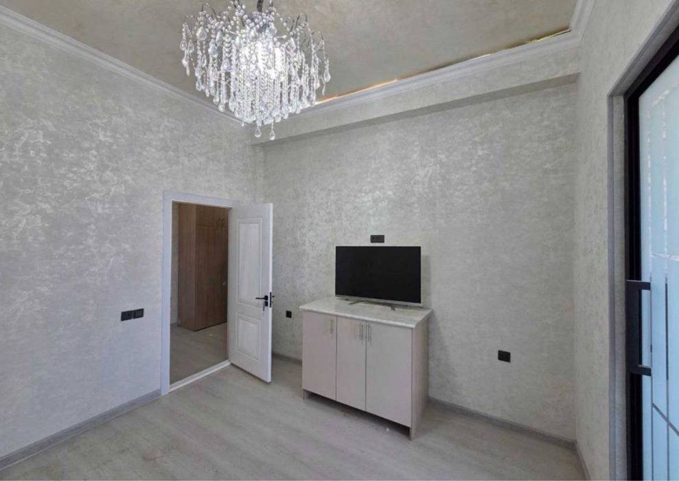 Юнусобод 17-квартал ЖК Навдар 1 хона срочни нархда 11-етаж