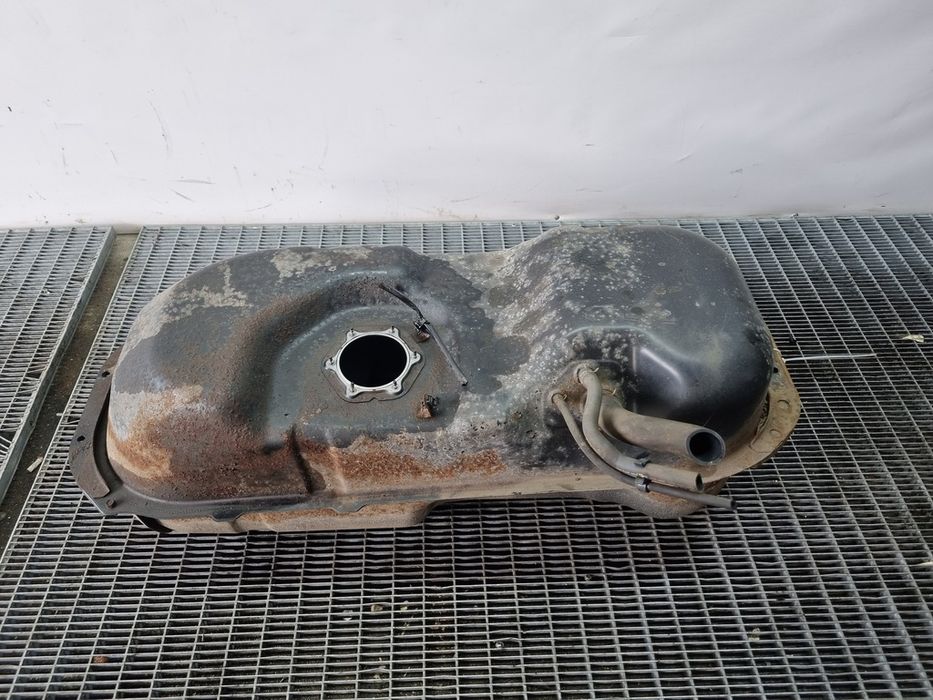 Rezervor combustibil Mitsubishi L200 Facelift 2.5 Diesel 2010 - 2015 4D56 Pick Up Truck