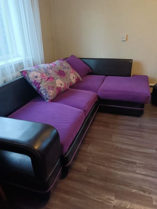 Срочно продам диван