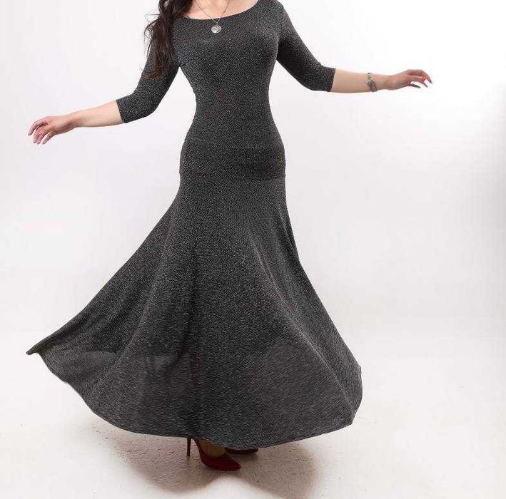 Продается вечернее платье