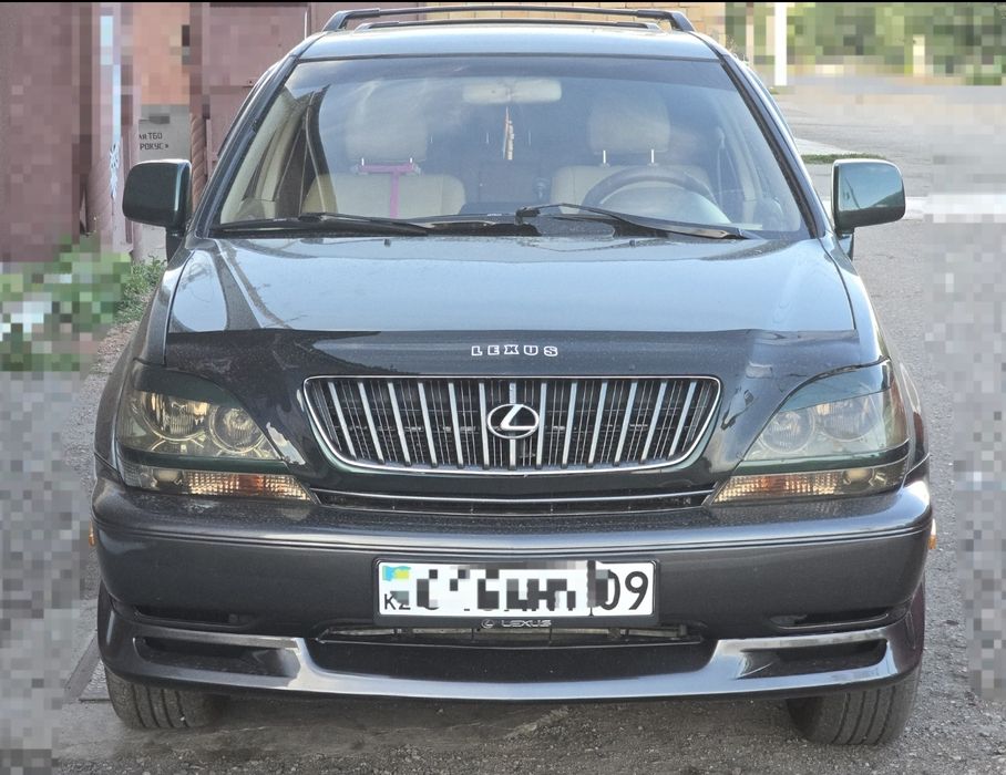 Lexus RX300 Накладки на бампера.