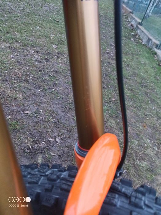 Santa Cruz V10- Carbon,Downhill,Dh,планинско колело,спусканес