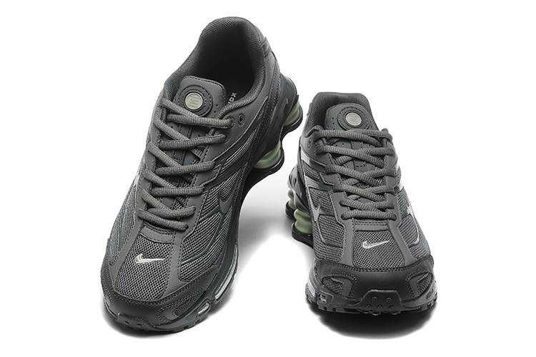 Продавам нови мъжки маратонки Nike Air Max Shox ride SP