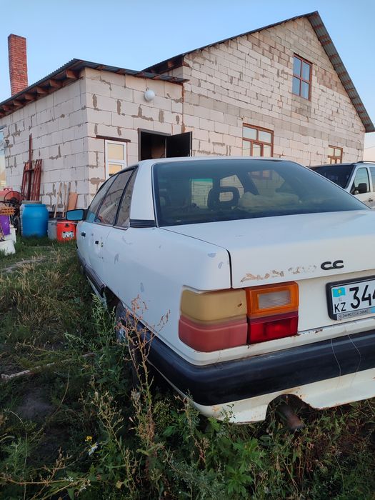 Ауди 100 С3 87год