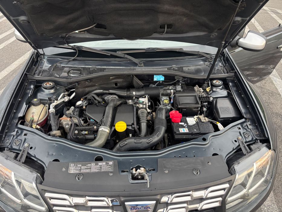 Dacia Duster 1.5 dCi 2015 | Piele | Navigație | 180.00 km