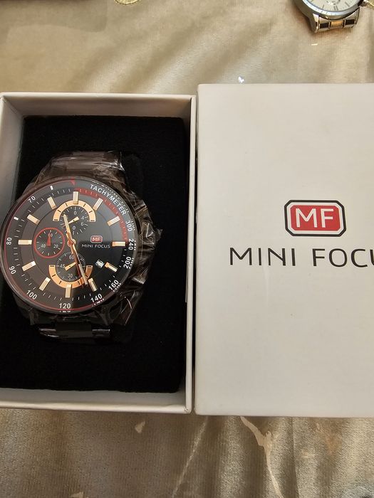 Срочно продам часы оригиналь Made in KOREA