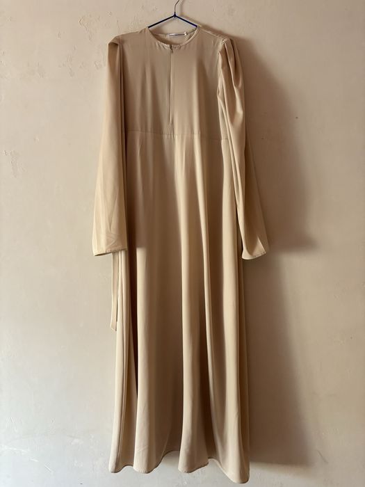 Женская платье обувь