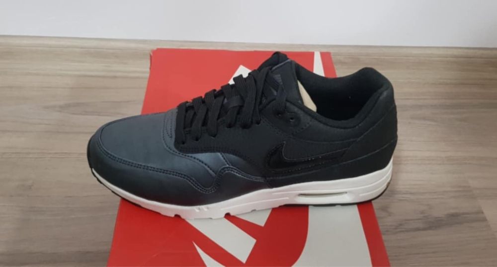ОРИГИНАЛНИ! Дамски Nike Air Max 1 Ultra SE - 38 номер