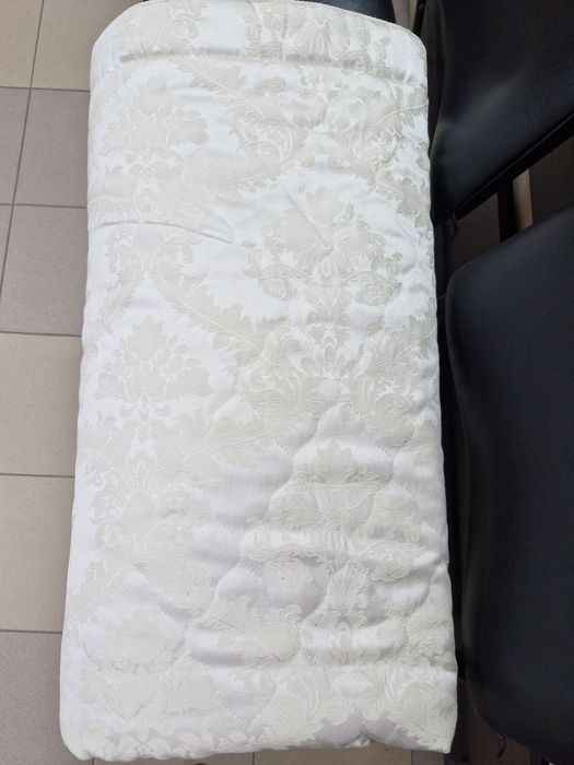 Продам верблюжье одеяло б/у. 220×180