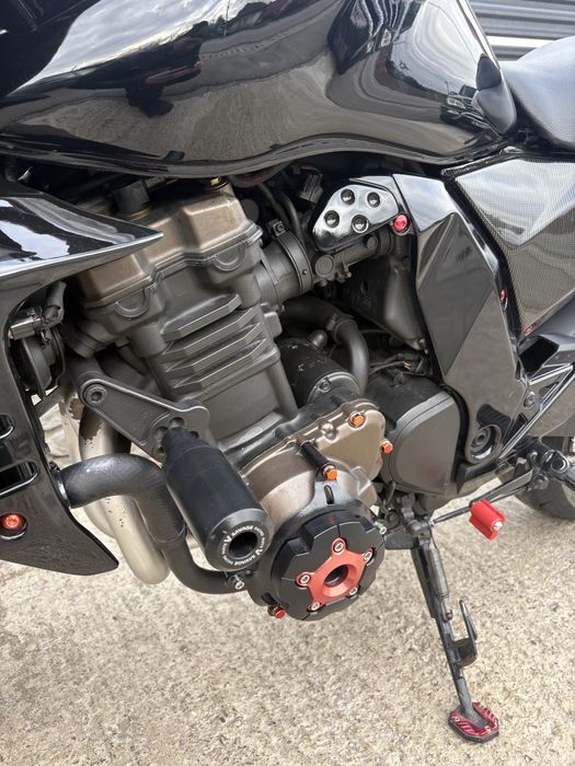Vând kawasaki z 750  imatriculat Ro , propietar