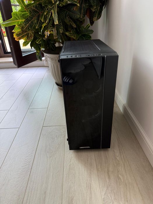 VAND Calculator in stare buna, Procesor Intel Core i5 9600K, 3.7 Ghz