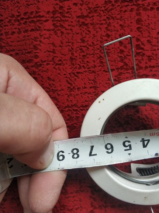 Светильники потолочные