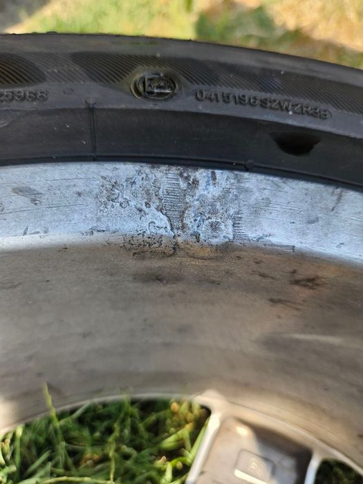 19 AMG Джанти с BRIDGESTONE 255/40/19. DOT4525