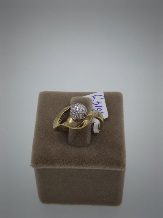 Inel aur 18k cu diamante naturale 6.31 Gr (r)