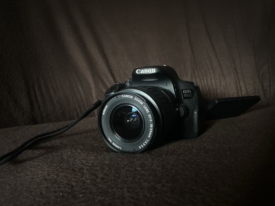 Canon  eos 700d