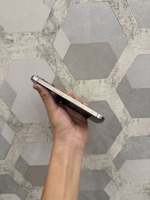 iphone 15 Pro srochni