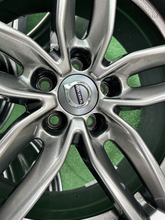 5x108 19 volvo ford