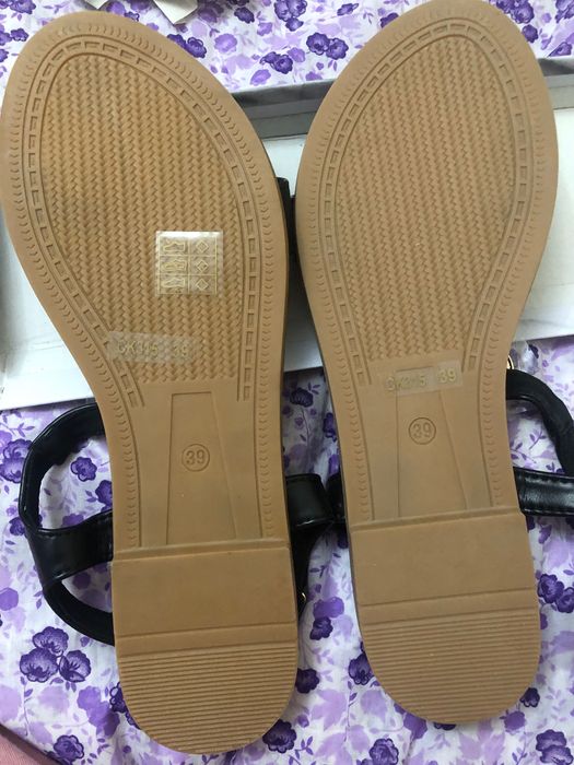 Sandale dama 39, piele , talpa joasa , noi