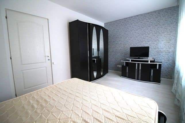 Apartament 2 camere decomandate zona Vivo