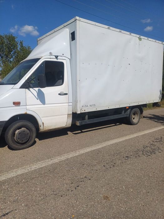 Sprinter 413 vind schimb