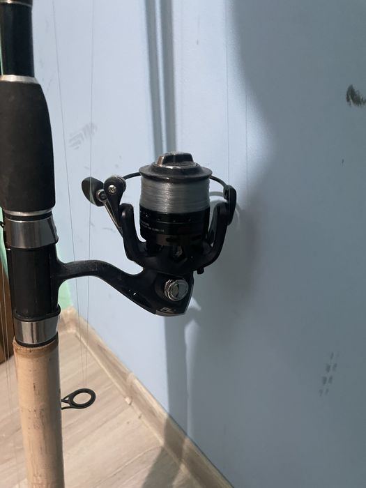 Продавам въдица за фидер