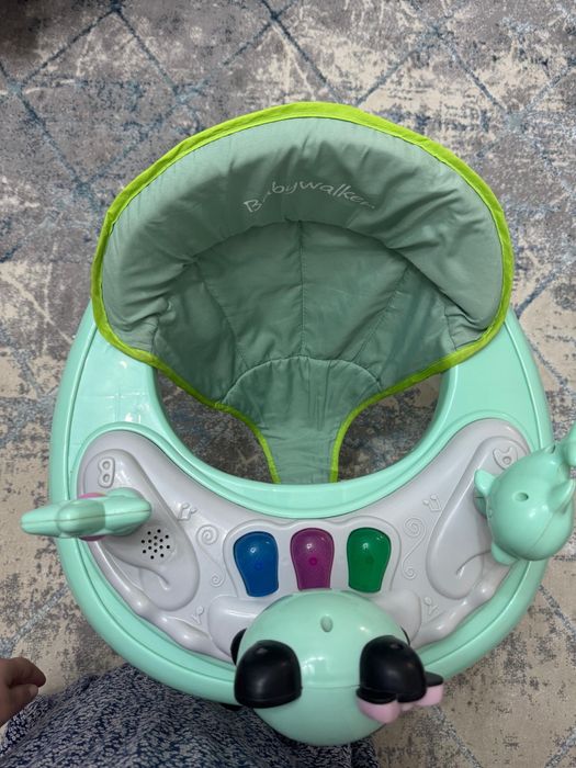 Продам детскую коляску стул и ходунки