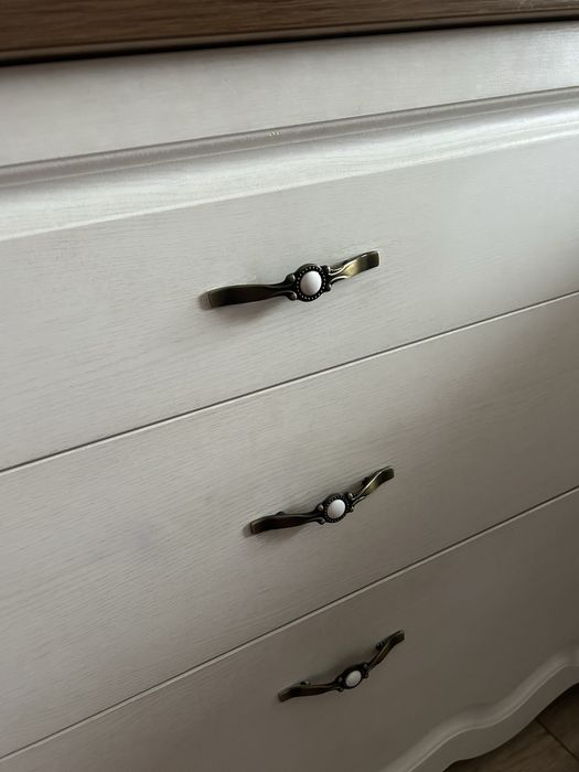 Комод 25000 район Евразия