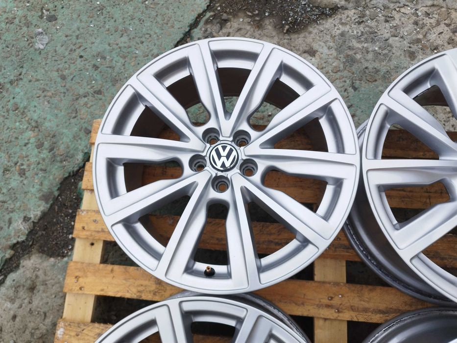 17 джанти 5х100 Audi A1 S1 8X S-Line 7,5J et36 Ауди А1 Оригинал 8X0601025AL SPEEDLINE