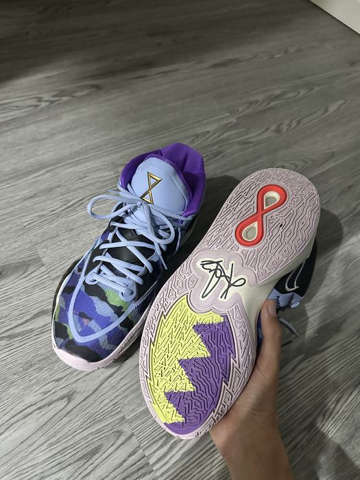 kyrie 8 infinity original