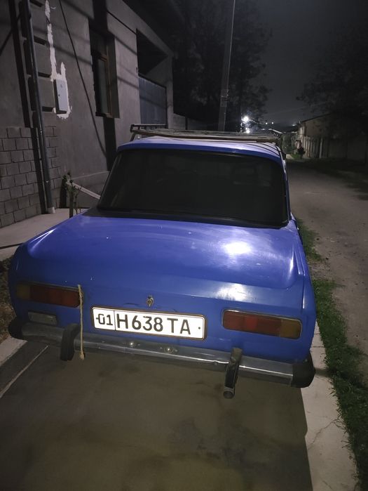 АЗЛК автомобили сотилади / Продается автомобил АЗЛК