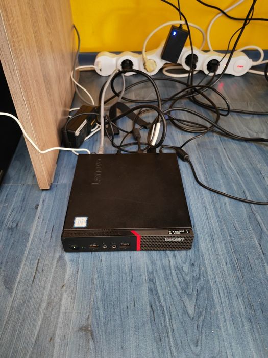Lenovo ThinkCentre M700 Tiny - Intel(R) Core(TM) i3-6100T CPU, 3.20GHz,8GB DDR4, 256GB NVMe+120GB SSD,Intel Integrated