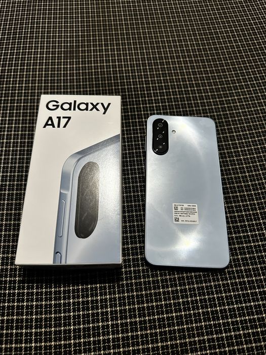 Samsung galaxy A17 новый