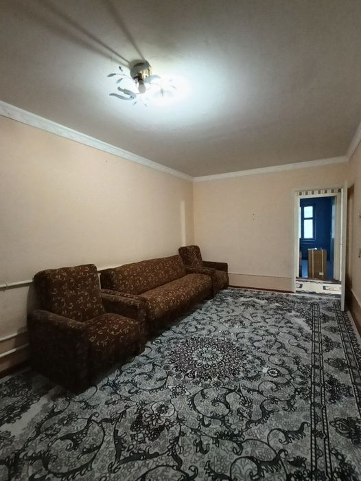 Фрунзенский массив 3-хона 4-хона килинган