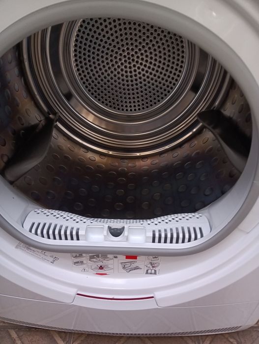 Сушилня с термопомпа АЕГ Aeg Series 9000 A+++ 8кг 2 години гаранция!