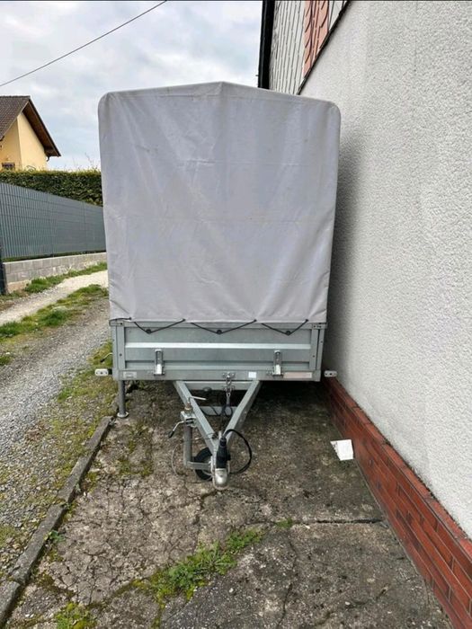 Vand remorca în stare perfecta