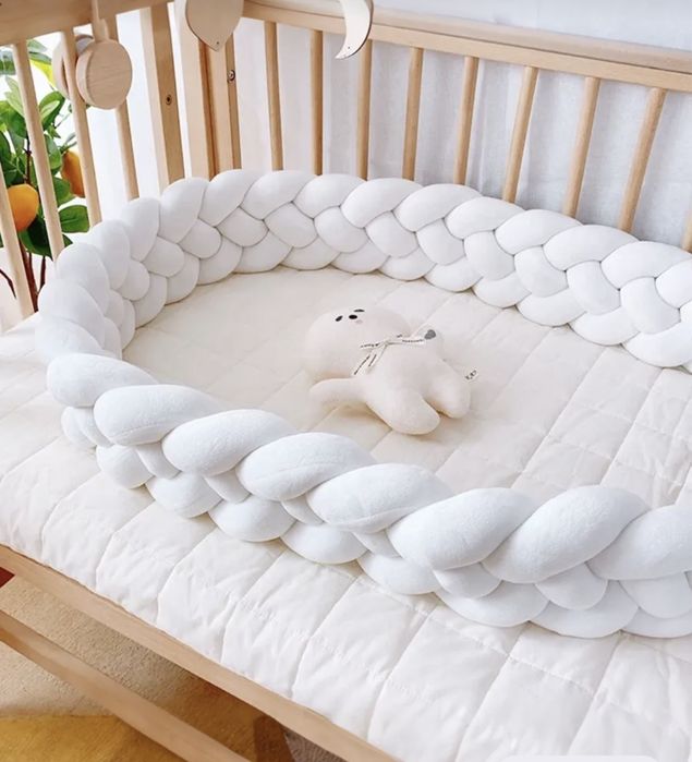 Бортик в кроватку. Коса